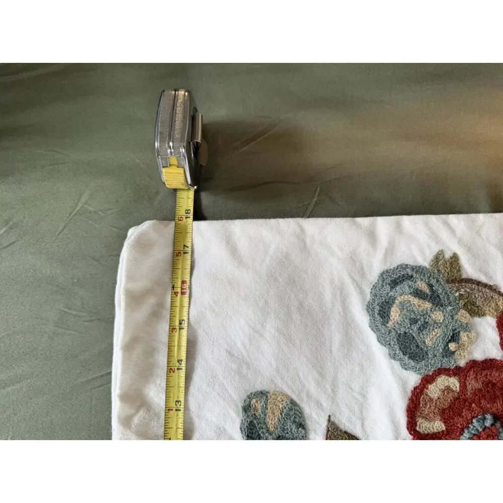 VTG 2 Pottery Barn Pillow Shams Embroidered Floral Cotton 18X18 throw cases